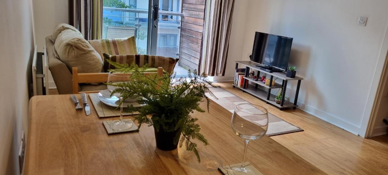 360 Serviced Accommodations - Colchester Marine Quay - 1 Double Bedroom Apartment Exterior foto
